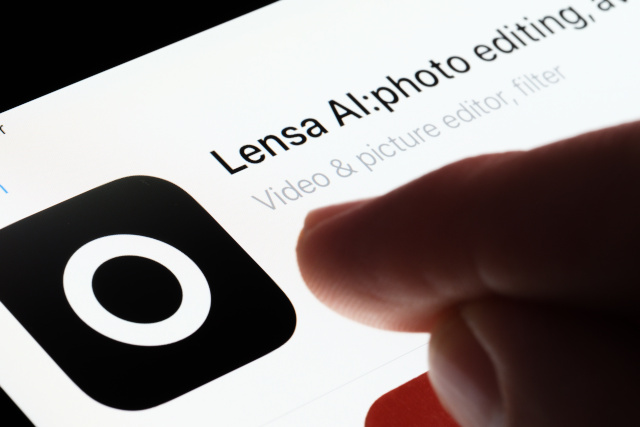 Lensa AI App: Fotos bearbeiten und Avatare mit KI erstellen